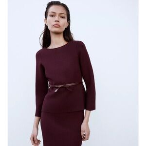 NWT ZARA 2025 collection BELTED KNIT 
MAROON SIZE XL 
🚨 PRICE FIRM NO DISCOUNT